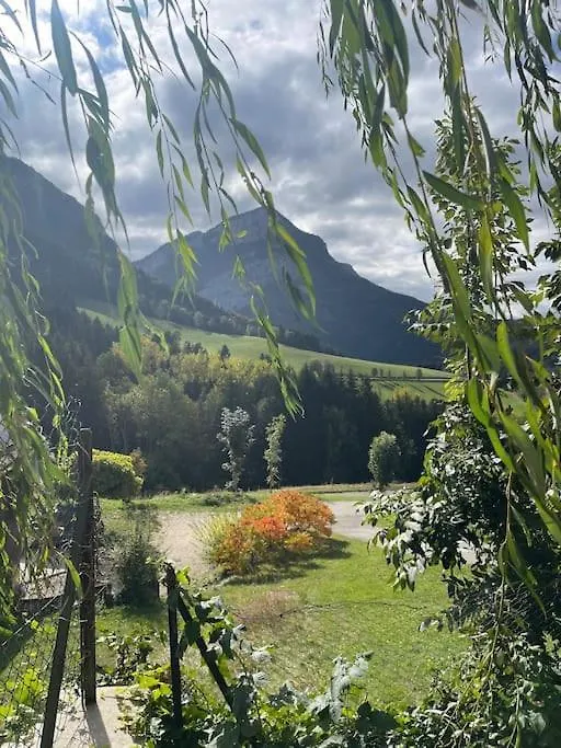 Hébergement de vacances Magnifique Maison Renovee, 10Pers Rencurel France
